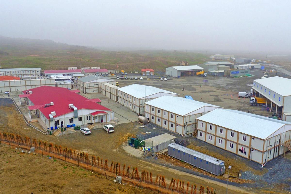 Projet de mise en place d'un chantier de construction aéroportuaire